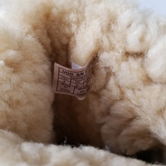 UGG Classic Tall II - Picture 8 of 8